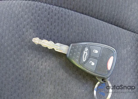 2014 Chrysler 200 Touring из США, поврежденный, VIN 1C3CCBBG7EN117020